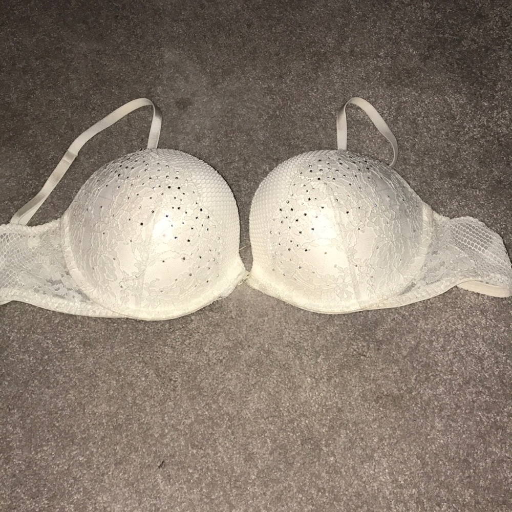 NWOT VS bra